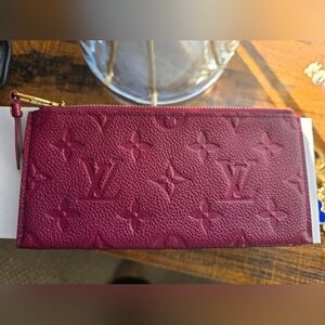 Louis Vuitton Empriente Leather Zippy Pouch